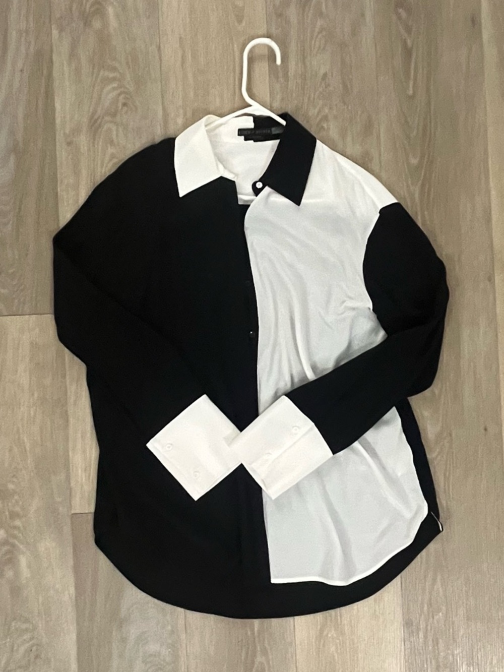 Alice + Olivia FINELY OVERSIZED BUTTON DOWN SHIRT XS